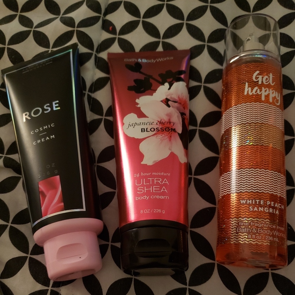 Ladies smell goodies SOLD